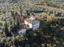 Hotel fotografie: Apartments Florence Villa La Medicea with swimming pool