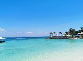 Hotel Photo: A sea view 3 bedroom beach vacation home