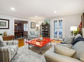 酒店照片: Chevy Chase 4 BR 2 offices Comfortable Inviting