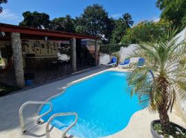 Sunrise Hostel Farallon, ξενοδοχείο σε Rio Hato