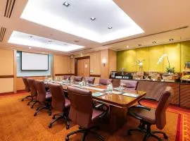 Holiday Inn Bangkok Silom by IHG