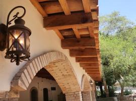 รูปภาพของโรงแรม: Casa Rustica en la Reserva Tehuacán-Cuicatlán