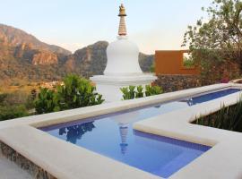 Hotel Photo: Hostal de la Luz - Spa Holistic Resort