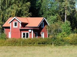 होटल की एक तस्वीर: Holiday home HAMMARÖ