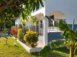 flowerhouse Sukuta Gambia, hotel a Sukuta