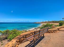 Fotos de Hotel: Quiet Maunaloa Condo with Pool, Ocean Views!