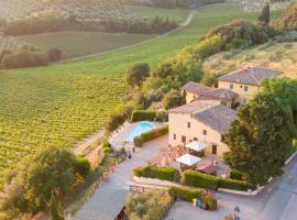 Hotel fotoğraf: Podere Vergianoni immerso nelChianti con piscina