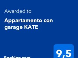 Фотографія готелю: Appartamento con garage KATE