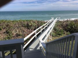 Hotel foto: Splendid Sunrise - Four bedroom oceanfront home with outstanding Atlantic views