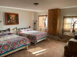 Jardín Quinta Las Fuentes Cabañas, Valsequillo. PUEBLA, hotel in Puebla