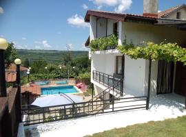 Fotos de Hotel: Hillside Guesthouse Pushevo