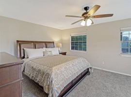 Hotel Photo: cozy house Saginaw TX 3BR 2BA Sleeps 10 just 12 minutes downtown fort worth