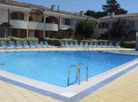 Zdjęcie hotelu: Holiday camp with swimming pool - Beahost