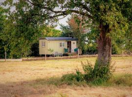 Hotel fotoğraf: the abberton shepherds hut