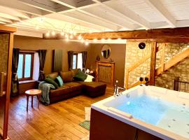 Le Secret de Mélin, Hotel in Mélin