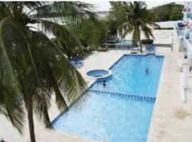 Hotel fotografie: Dream Village Boca Chica frente a la playa