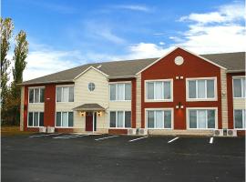 Travelodge by Wyndham Drummondville、ドラモンビルのホテル