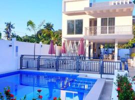 Hotel Foto: Charming 3 bedroom Events Place with private pool