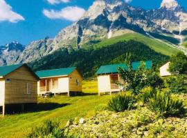 Ushba Cottages, ξενοδοχείο σε Mazeri