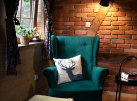 Dom Farmerski w Górach Stołowych, hotel in Radków