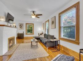 Hotel Foto: Lovely Bright Lansing Home 3 Bedrooms / 2 Bathrooms