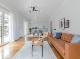 Hotel Photo: Homey 2BR Apartment in Cholargos by UPSTREET