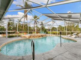 Hotel fotografie: Spacious & Updated Lake Home- Great access to all 3 Downtown areas and Islands