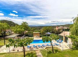 Hotel foto: Catalunya Casas Divine and Delightful in Barcelona countryside Pool, Tennis, Billiards and More 50 km's to Barca!