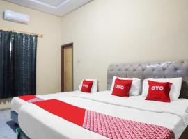Фотография гостиницы: SUPER OYO 92075 Sky Residence Mawar
