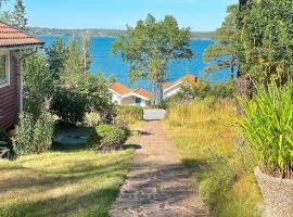 รูปภาพของโรงแรม: Holiday home TYRESÖ V