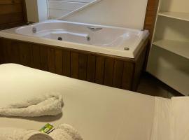 Pousada Recanto do Aconchego, hotel in Florianópolis