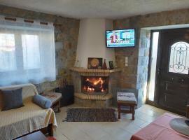 Stymfalia stone house, hotel in Dhríza