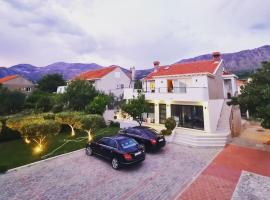 होटल की एक तस्वीर: Villa Lemon Garden - Apartment in Dubrovnik