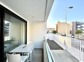 होटल की एक तस्वीर: Two bedroom apartment, central, with Wifi and views in Los Llanos de Aridane