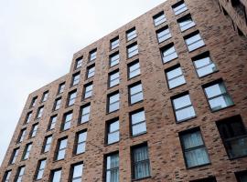 Hotel Photo: Private Bedrooms with Shared Kitchen, Studios and Apartments at Canvas Glasgow near the City Centre for Students Only