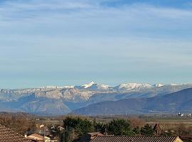 호텔 사진: Chambre Génissieux, vue sur Vercors