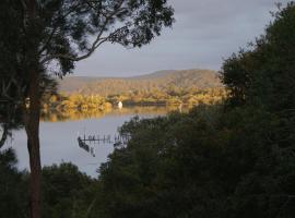 호텔 사진: Blue Gum Cottage on Bay