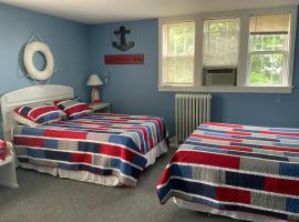 Chateau Country Inn and Captain's Cottage, hotel v destinaci Clayton