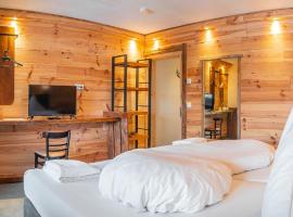 Hostel - Ron`s Guesthouse、オーベルストドルフのホテル