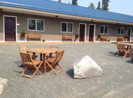 Parkside Inn, hotel i Haines Junction