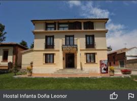 A picture of the hotel: Hostal Infanta Doña Leonor