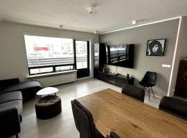 A picture of the hotel: Akureyri apartment