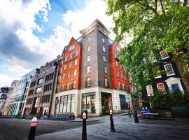 酒店照片: Marlin Apartments London City - Queen Street