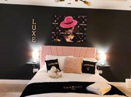 Gambaran Hotel: Luxury, 4 Bedroom House, FREE Parking, Borehamwood