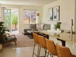 NEW Upscale House, Tahoe 30-min w/ Cal King