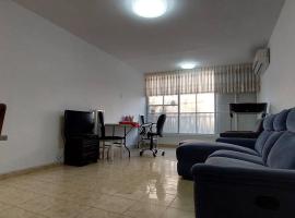 Gambaran Hotel: הנביאים 1 נתניה Naveim apartment