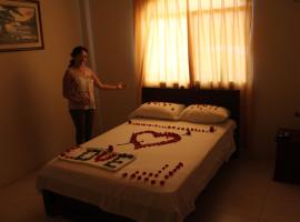 Hostal Rosa Mar, hotel en Manta