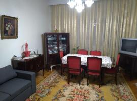 호텔 사진: Apartament Ferdinand, ultracentral Constanta, 2 camere, max 4 persoane