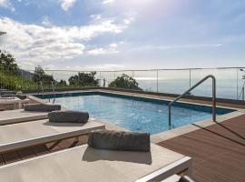 Hotel kuvat: Stunning Funchal Villa - 3 Bedrooms - Vila da Portada - Panoramic Sea Views - Recently Refurbished