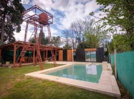 Hotel fotoğraf: Cabaña del Mangrullo. Con piscina y Mirador.